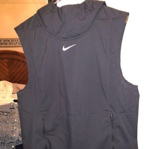 Nike Lightweight Performance Vest